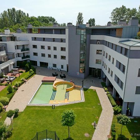 Silver Delux Apartman Balatonfured Exterior photo