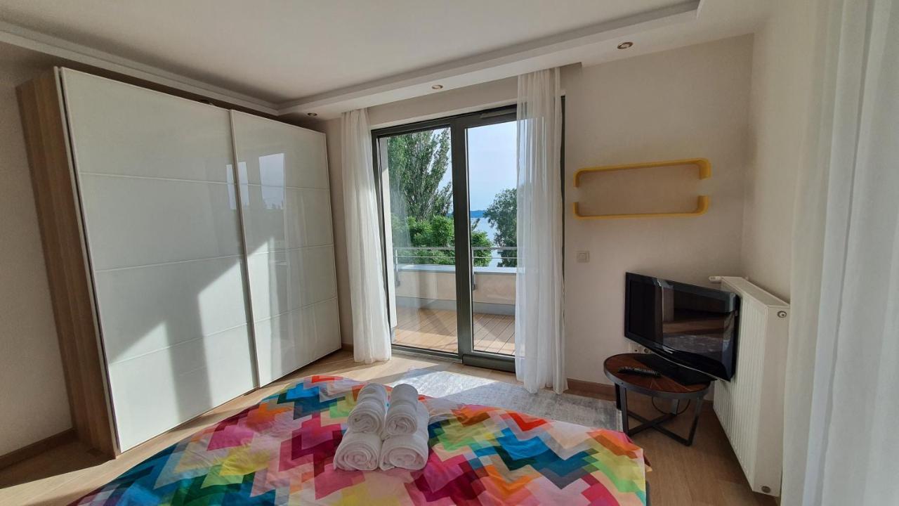 Silver Delux Apartman Balatonfured Exterior photo