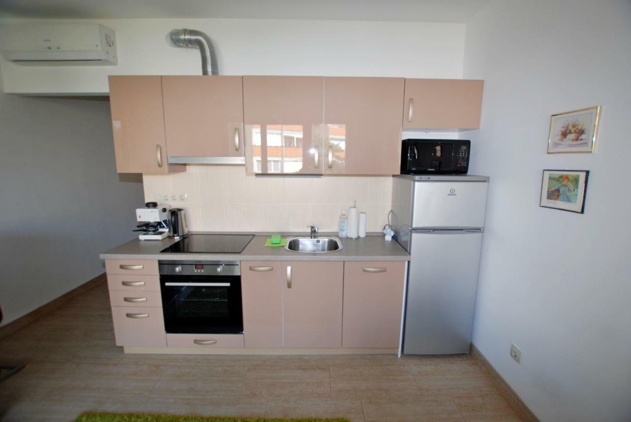 Silver Delux Apartman Balatonfured Exterior photo