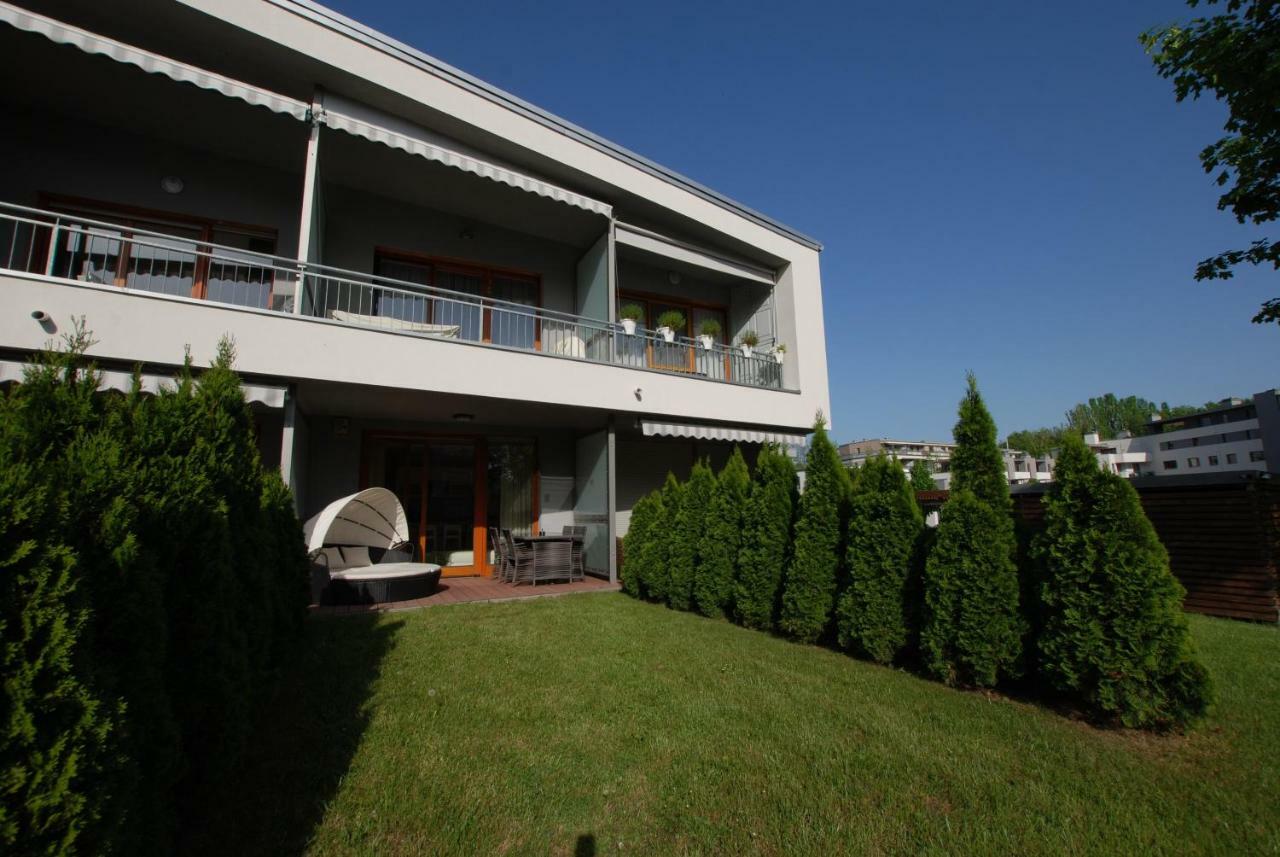 Silver Delux Apartman Balatonfured Exterior photo